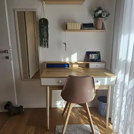 בית אירוח Confortevole Stanza Privata In Grazioso Con Giardino *